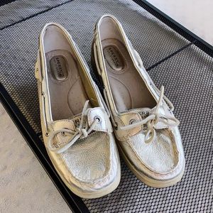 GOLD SPEERY BOAT SHOES
